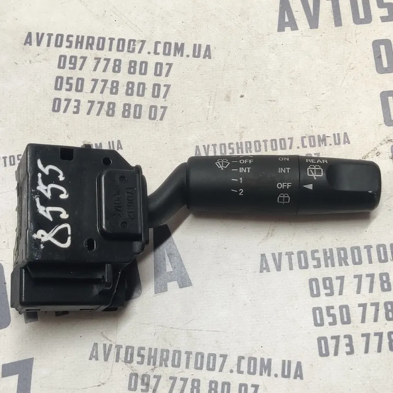 Перемикач підрульовий Mazda 3 BK (03-09) правий OEM 17d682
