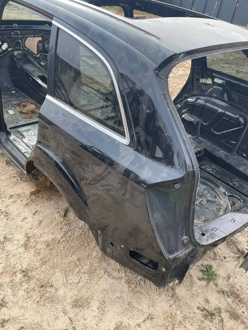 Четверть Audi Q7 4L (05-15) 3.6 Бензин задня ліва
