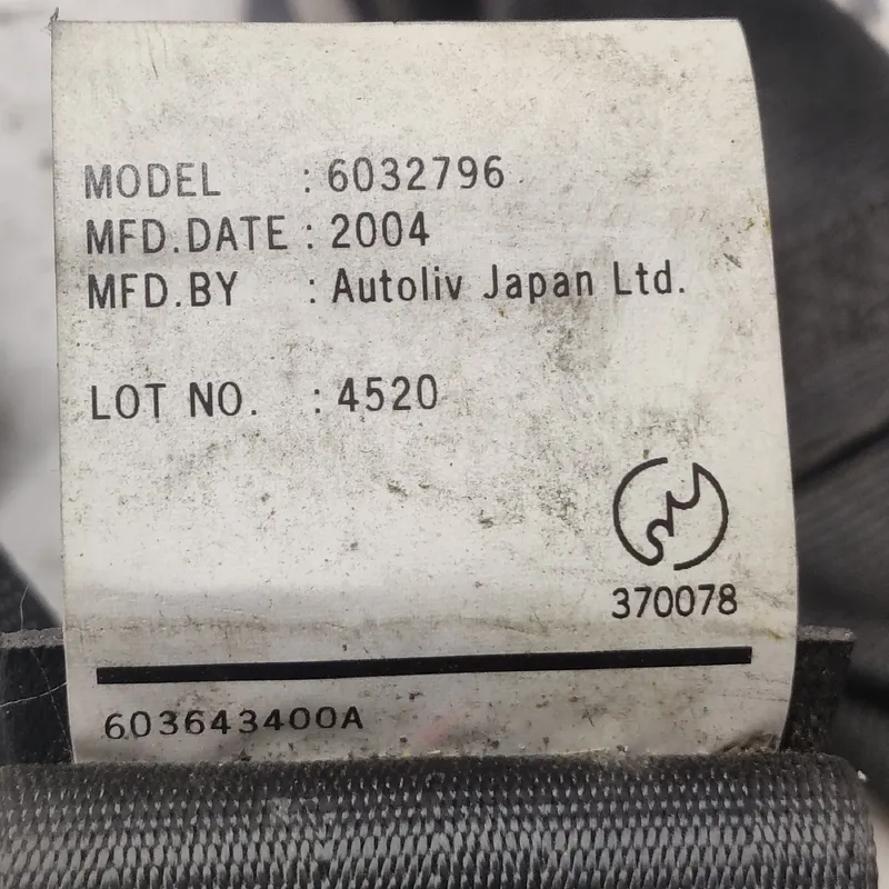 Ремінь безпеки Mazda 3 BK (03-09) задня права OEM 6032796