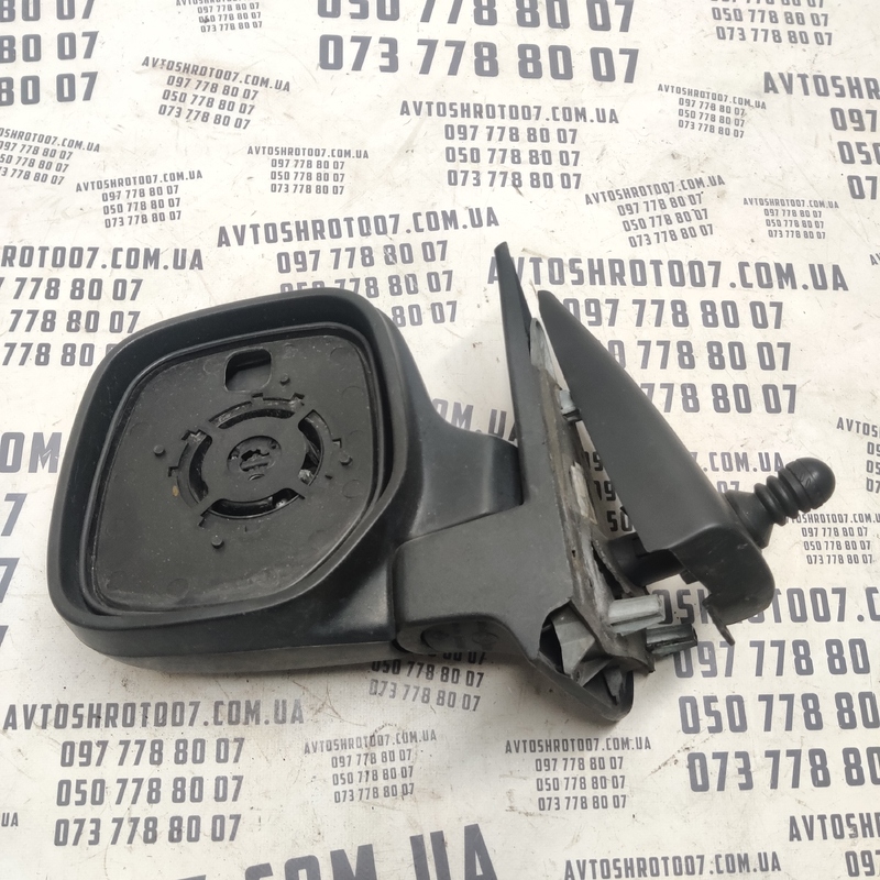 Корпус дзеркала Peugeot Partner (96-08) 1.4 Ліва OEM 0158366