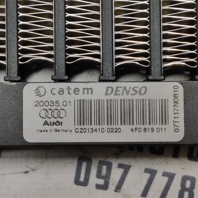 Радіатор пічки Audi A6 C6 (04-11) 2.0 TDI OEM 4F0819011