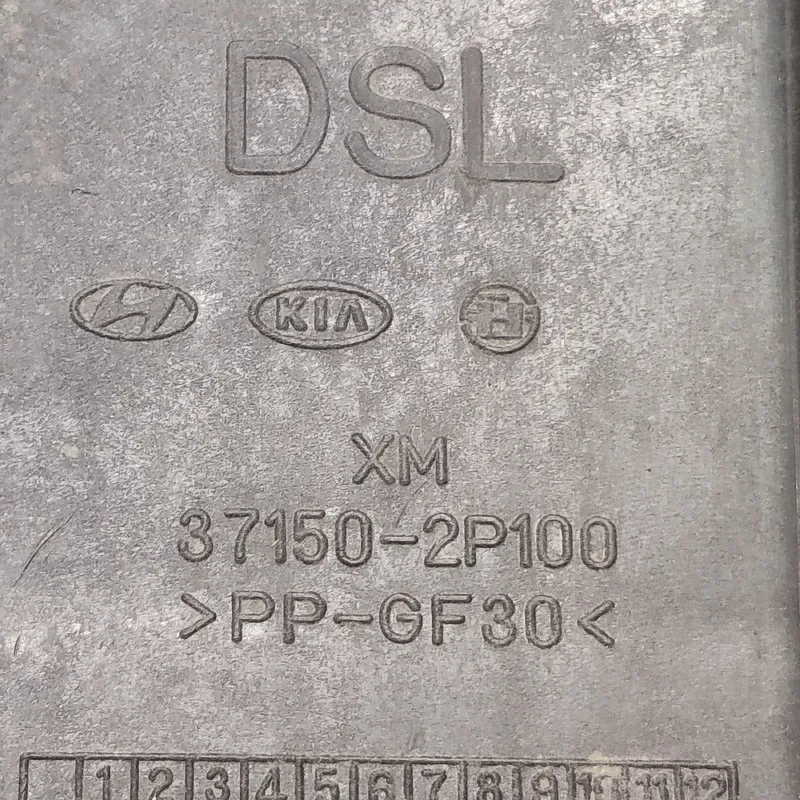 Кріплення акумулятора Kia Sorento 2 (09-14) OEM 371502p100