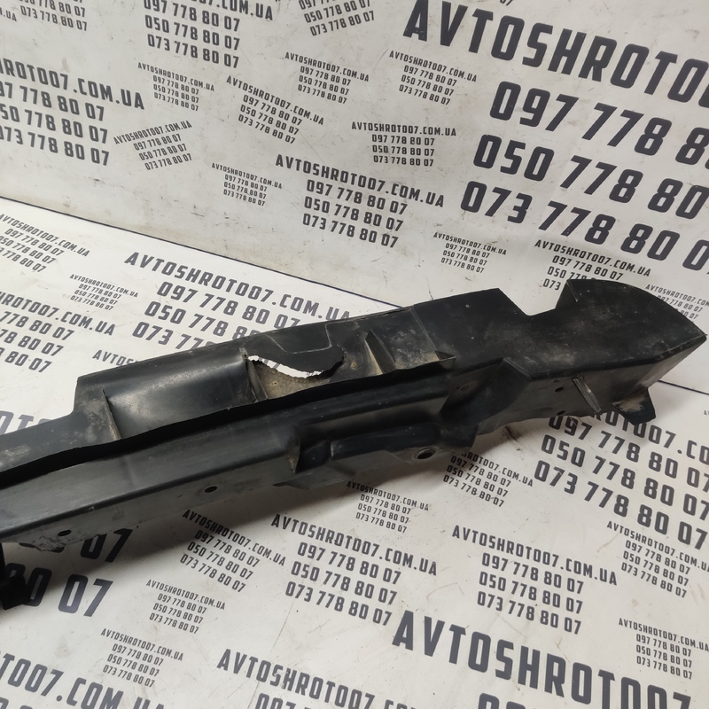 Підсилювач бампера Peugeot Partner 96-08 1.4 зад 9619437780
