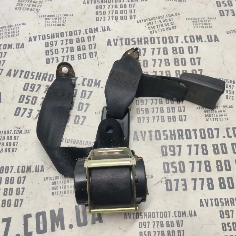 Ремінь безпеки Mazda 3 BK (03-09) задня права OEM 6032796