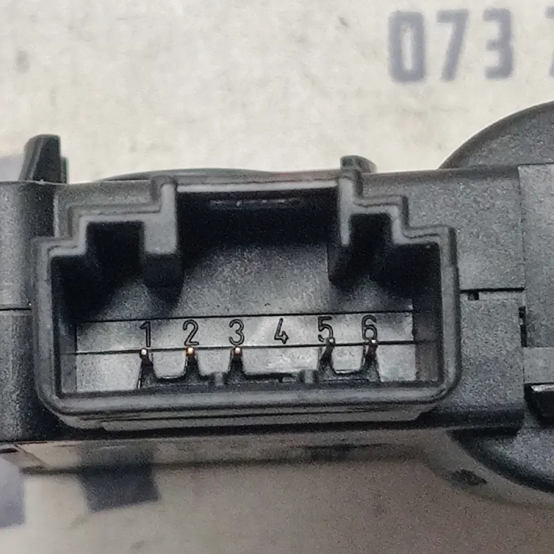 Двигун заслінки пічки Audi A6 C6 04-11 2.0TDI OEM 4F0820511A