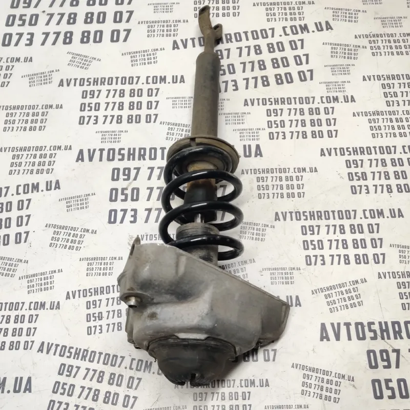 Амортизатор Audi A6 C6 04-11 2.0 TDI перед. прав. 4f0413031
