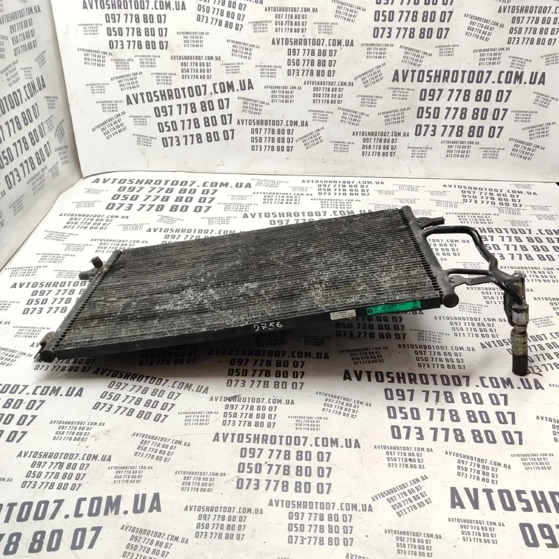 Радіатор кондиціонера Audi A8 D2 (94-02) OEM 4D0260401A