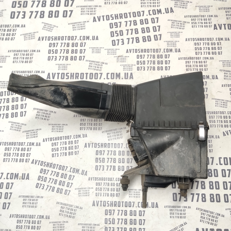Корпус фільтра Audi A6 C6 (04-11) 2.0 TDI BRE OEM 4f0133835h