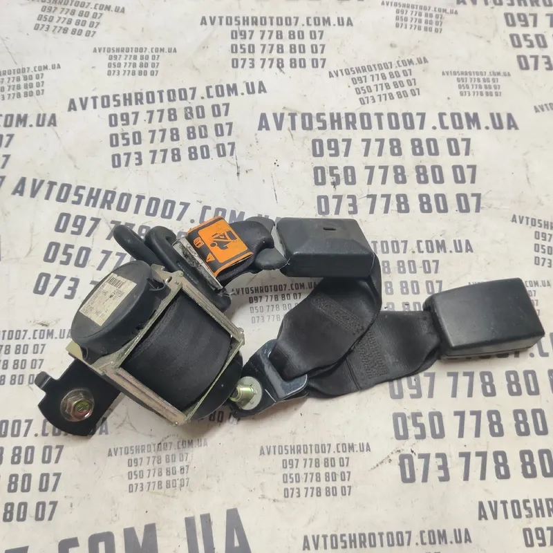 Ремінь безпеки Mazda 3 BK (03-09) задній лівий OEM 602046603