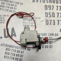 Замок лючка бака Audi A6 C6 (04-11) 2.0 TDI OEM 4f0862153b фото 2