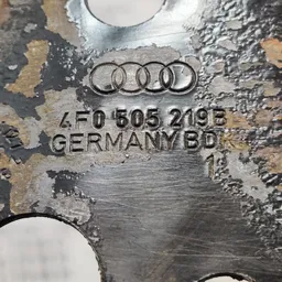 Кронштейн підрамника Audi A6 C6 04-11 2.0TDI з.л. 4f0505219b фото 3