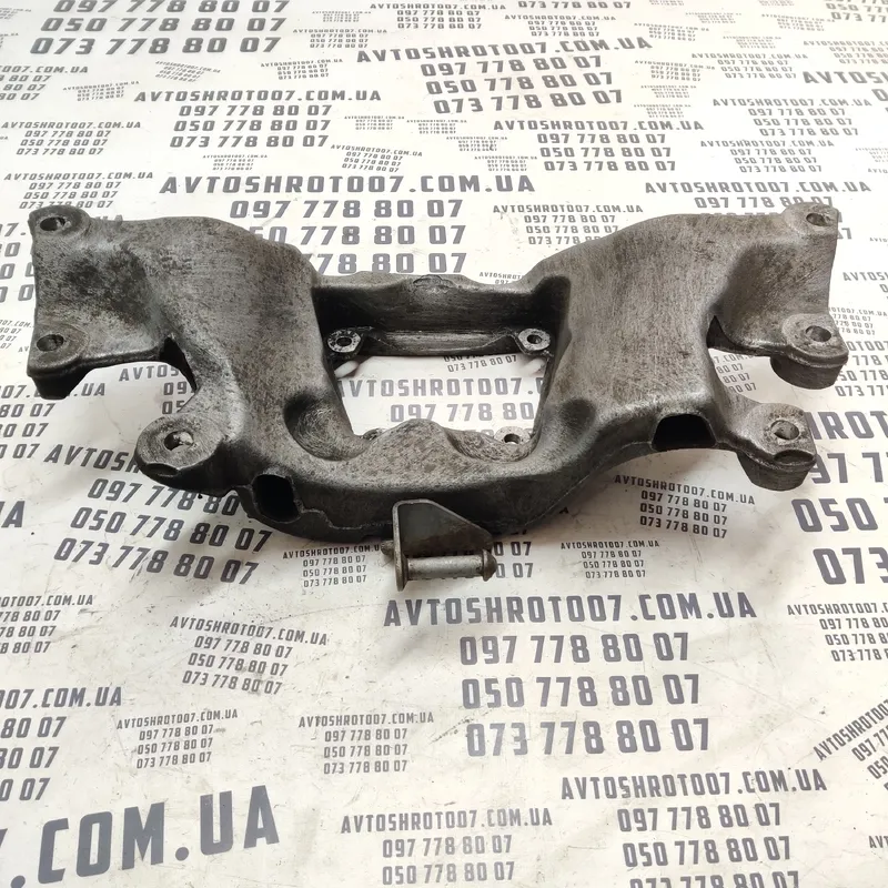Кронштейн КПП Audi A6 C6 (04-11) 2.0 TDI OEM 4f0399263k