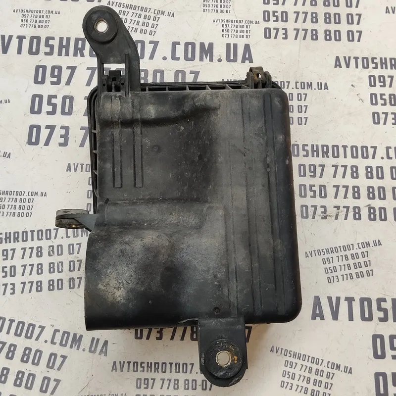 Корпус фільтра Hyundai Sonata IV (98-05) 2.0 OEM 2811138005