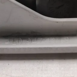 Плафон Audi A6 C6 (04-11) 2.0 TDI задній OEM 4L0947111B фото 5