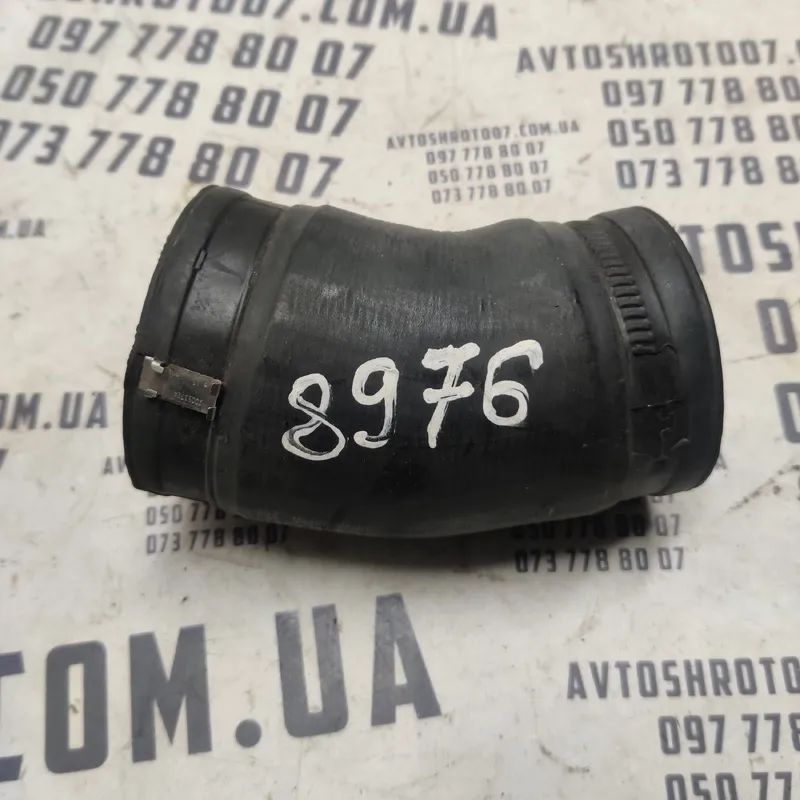 Патрубок інтеркулера VW Passat B8 USA (15-22) OEM 5C0145792D