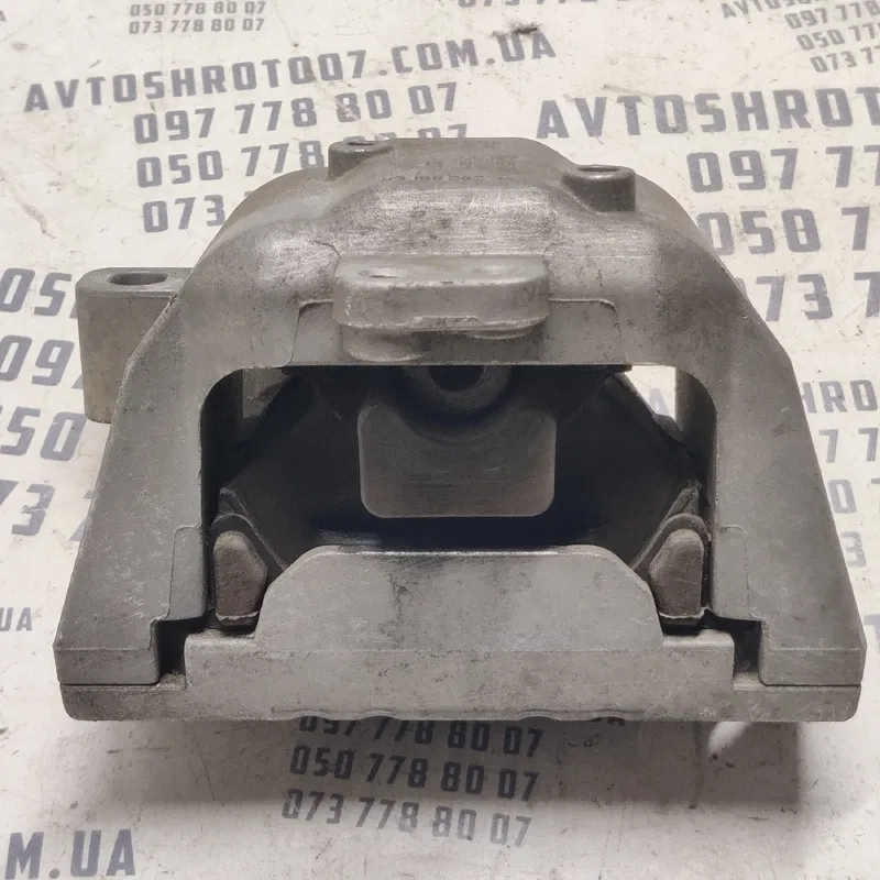 Подушка двигуна VW Bora 98-05 1.9 TDI права OEM 1j0199262ck