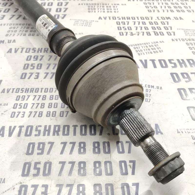 Привід VW Bora (98-05) 1.9 TDI перед. правий OEM 1j0407272gd