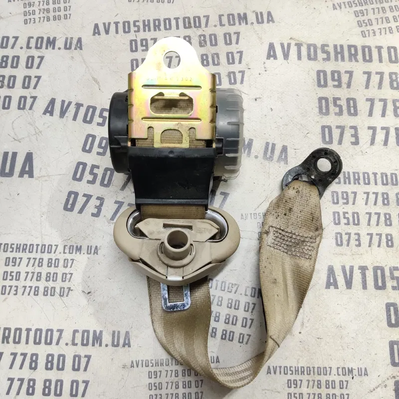 Ремінь безпеки VW Bora 98-05 1.9 TDI зад. пр. OEM 1j9857806d