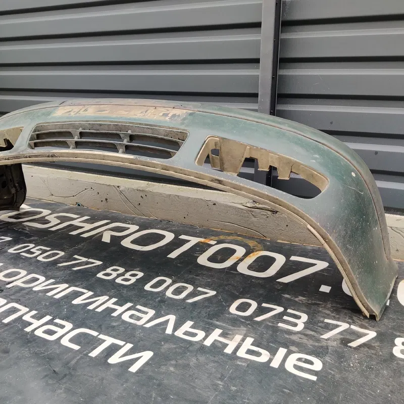 Бампер VW Bora (98-05) 1.9 TDI передній OEM 1J5807231