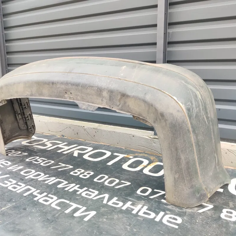 Бампер Volkswagen Bora (98-05) 1.9 TDI задній OEM 1j9807421