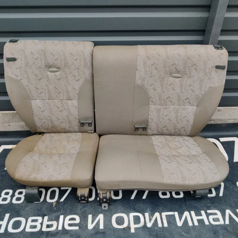 Комплект сидінь ВАЗ Kalina 11194 (04-13) 1.4 16V Бензин