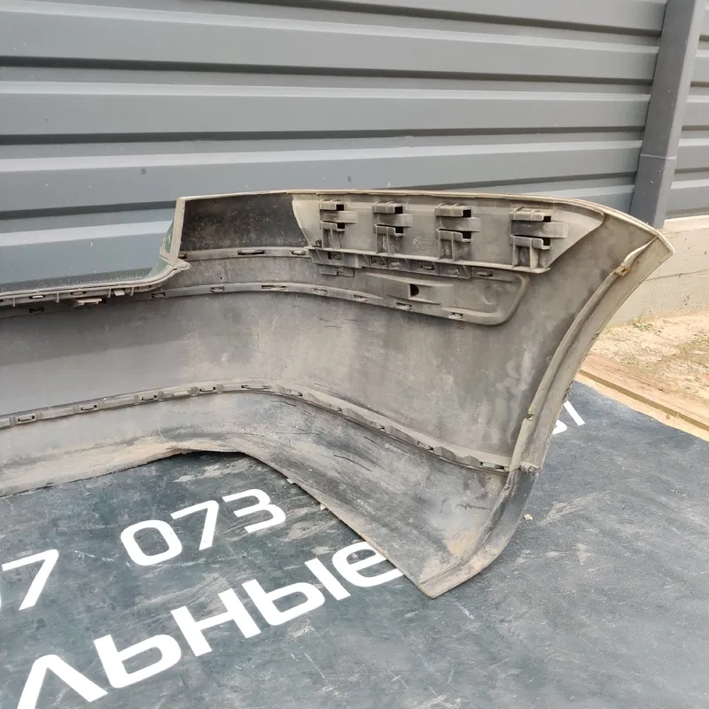 Бампер Volkswagen Bora (98-05) 1.9 TDI задній OEM 1j9807421