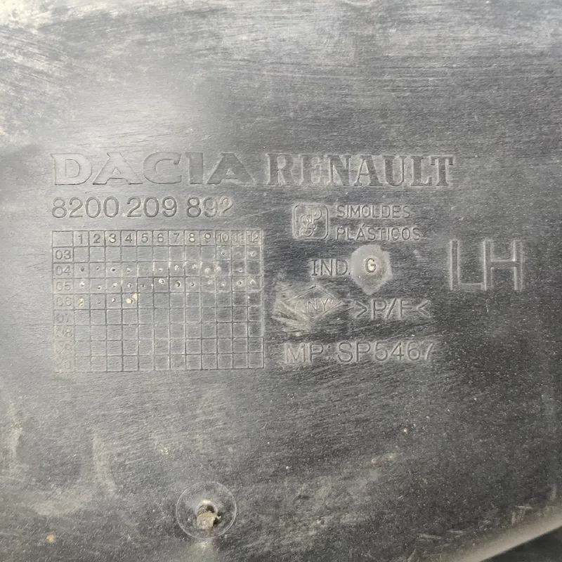 Підкрилок Dacia Logan (04-12) 1.6 лів. зад. OEM 8200209892