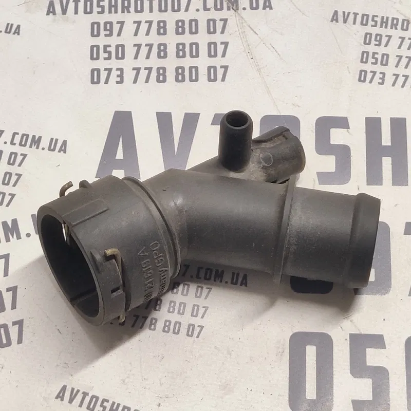 Фланець охолодження VW Bora (98-05) 1.9 TDI OEM 1j0121619a