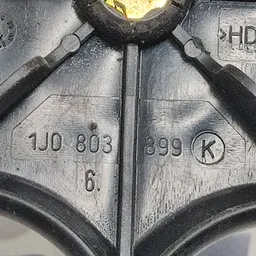 Винт запасного колеса VW Bora (98-05) 1.9 TDI OEM 1J0803899K фото 4