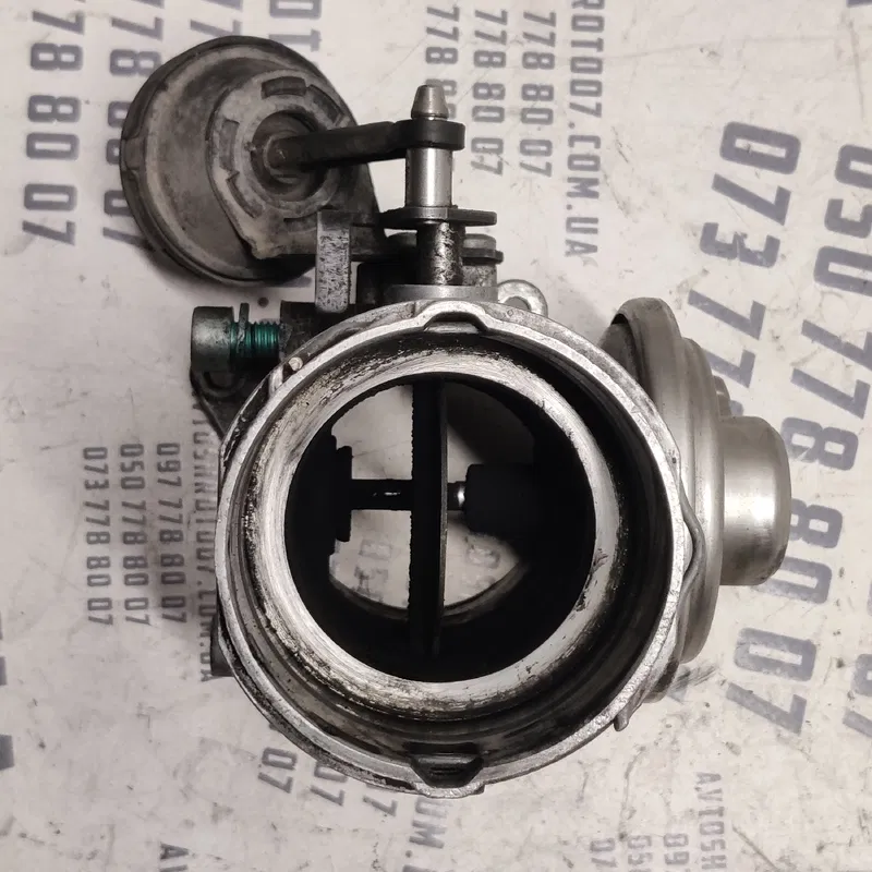 Дросельна заслонка VW Bora (98-05) 1.9 TDI OEM 038129637a