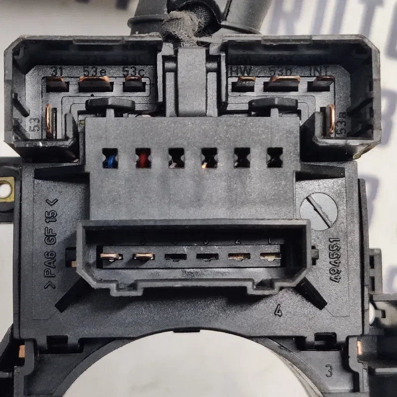 Перемикач підр. VW Bora 98-05 1.9 TDI правий OEM 4b0953503f