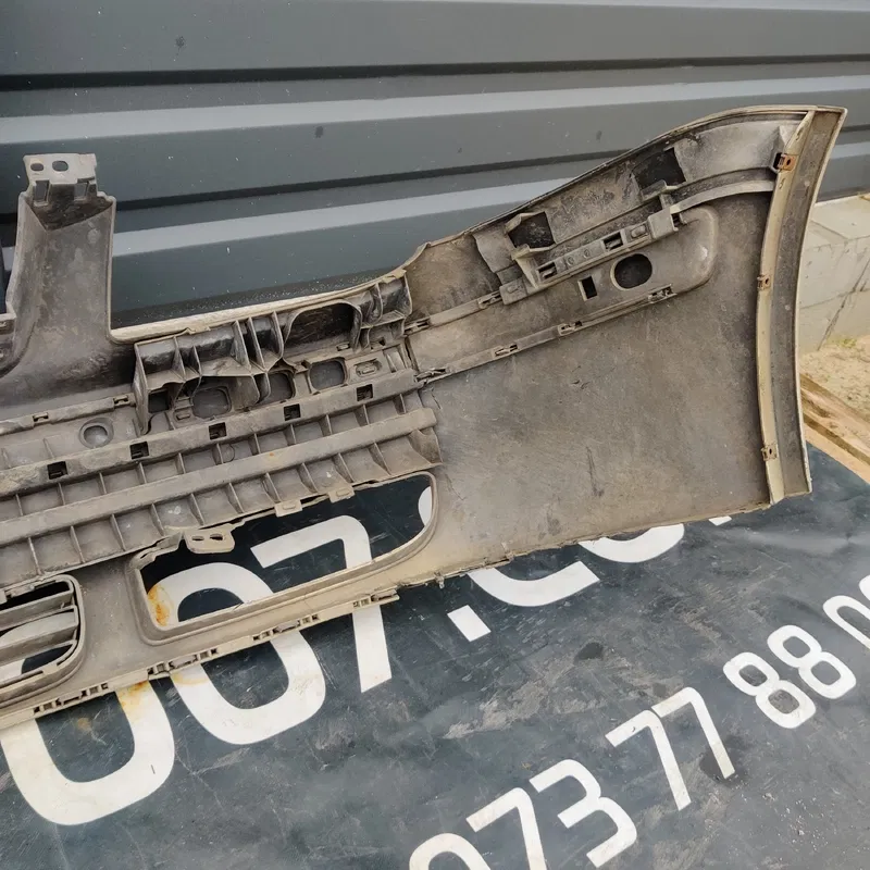 Бампер VW Bora (98-05) 1.9 TDI передній OEM 1J5807231