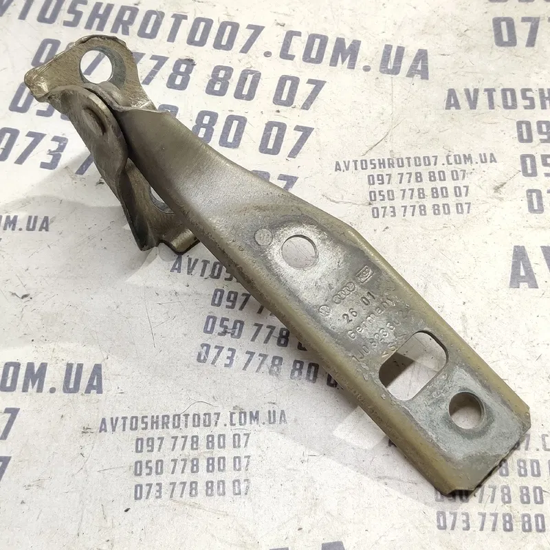 Петля капоту VW Bora (98-05) 1.9 TDI Права OEM 1j0823302a