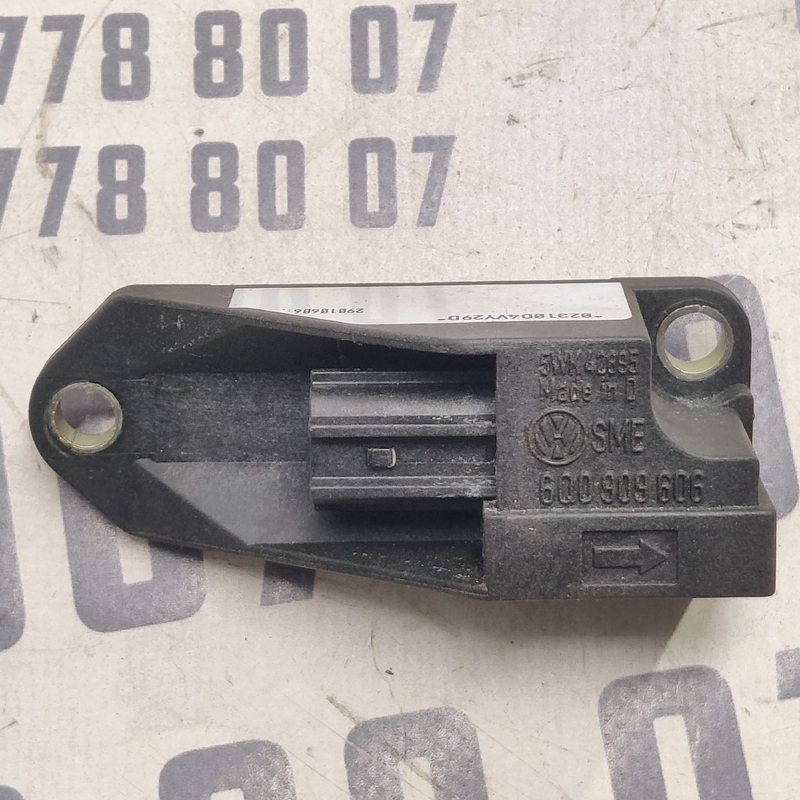 Датчик удару Airbag VW Bora (98-05) 1.9 TDI 6Q0909606