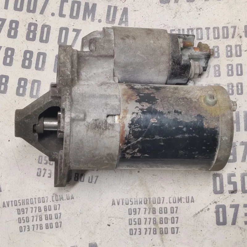 Стартер Dacia Logan (04-12) 1.6 Бензин OEM 8200240487