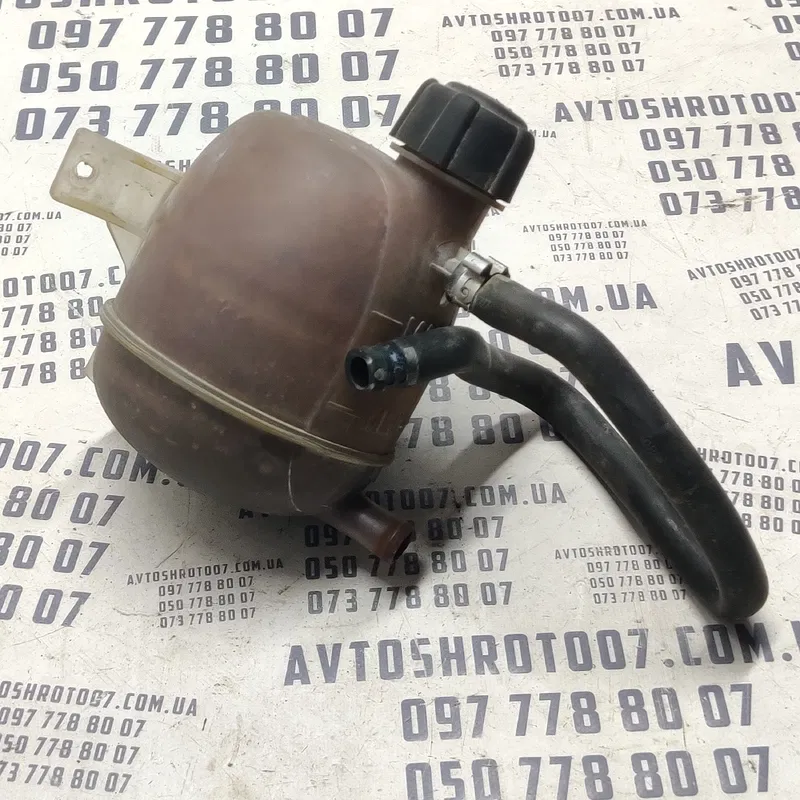 Бачок розширювальний Dacia Logan (04-12) 1.6 OEM 7700836316