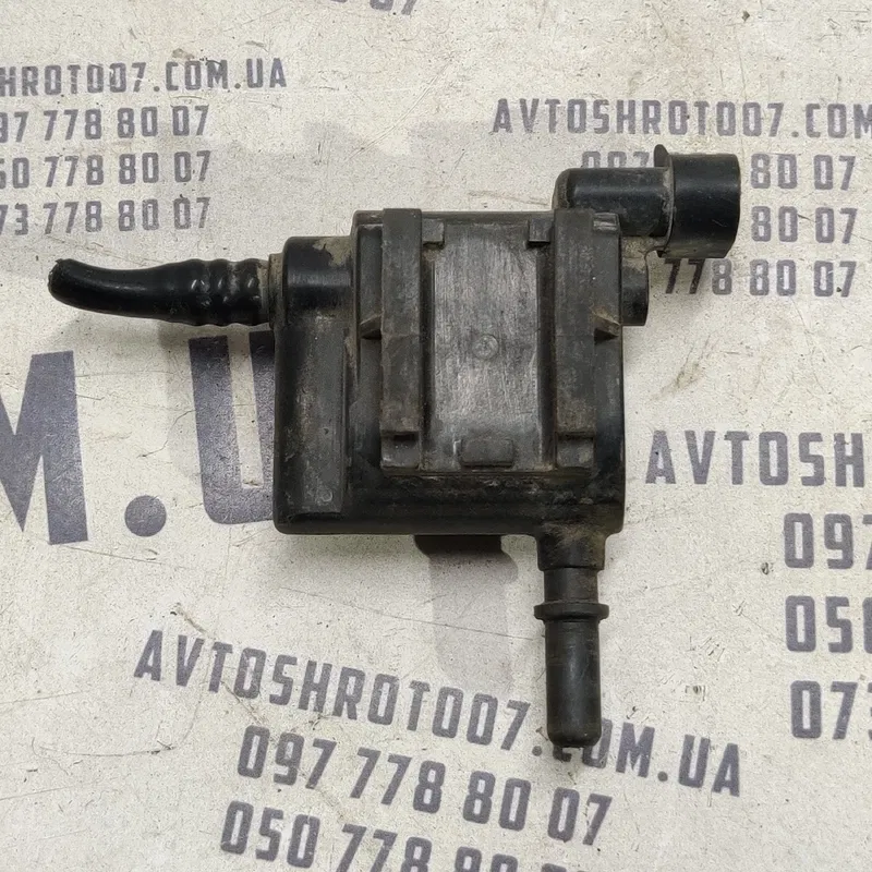 Клапан е/м ВАЗ Kalina (07-13) 1.4 16V Бенз OEM 11181164200