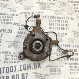 Цапфа Mazda Premacy 99-05 1.8Б передня ліва OEM C100261B0 фото 3