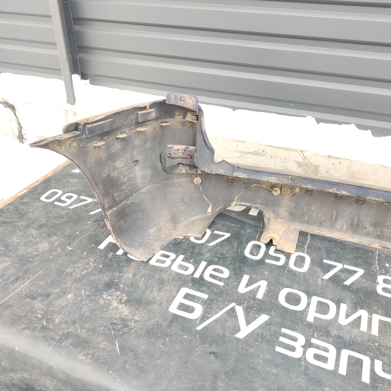 Бампер Peugeot 807 (02-14) 2.2 HDI задній OEM 1484204077