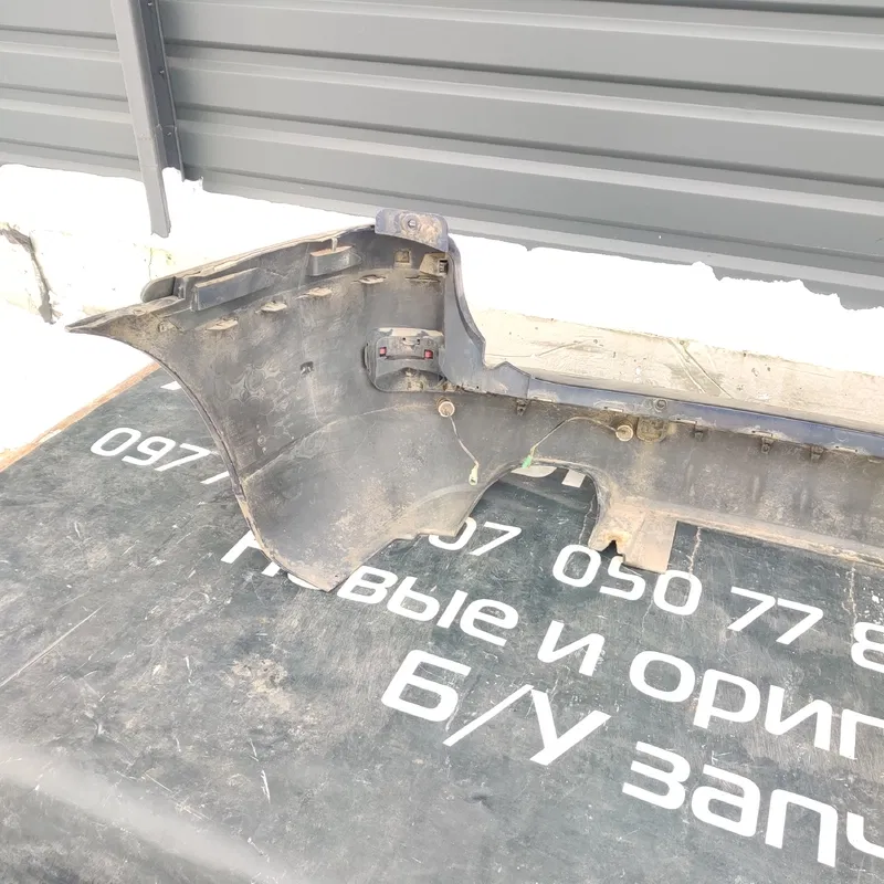 Бампер Peugeot 807 (02-14) 2.2 HDI задній OEM 1484204077
