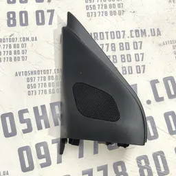 Накладка Mitsubishi Outlander XL 06-12 2.0D ліва OEM 221a079