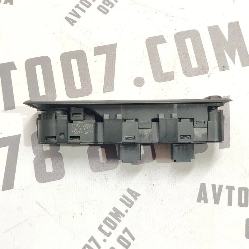 Блок кнопок Peugeot 807 (02-14) 2.2 HDI Пн Лв OEM 14957520xt