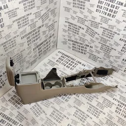 Консоль центральна Toyota Corolla (06-13) 1.6 Бензин фото 2