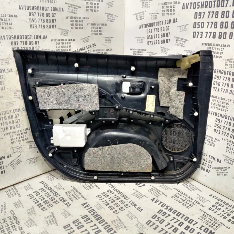 Карта Mitsubishi Outlander XL 06-12 2.0D Пр. OEM 7221a772xaq