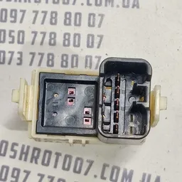 Регулятор сидіння Outlander XL 06-12 2.0D Лівий OEM 8610a051 фото 3
