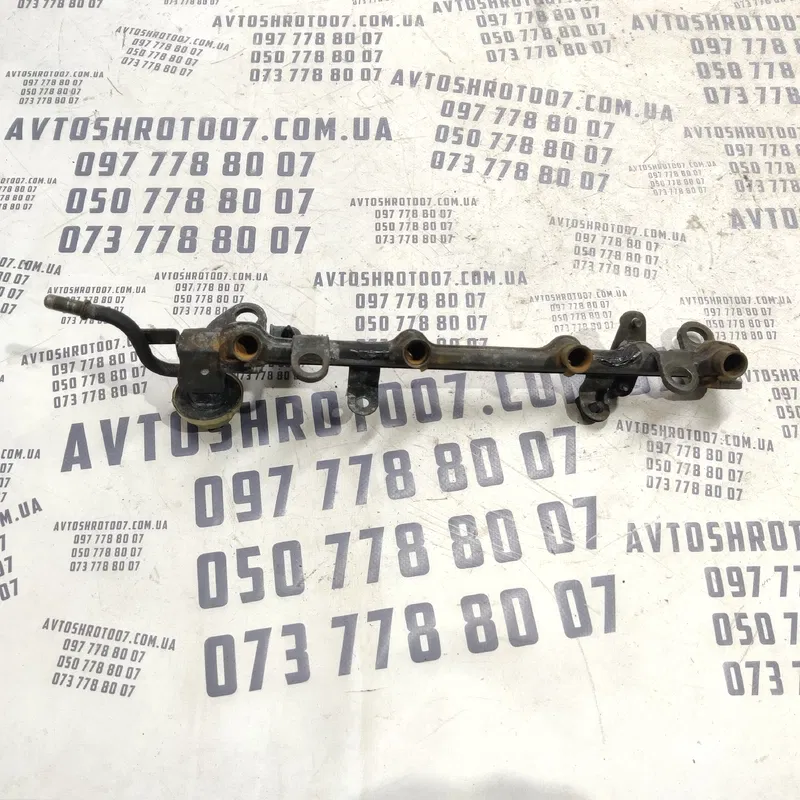 Паливна рейка Mazda Premacy (99-05) 1.8 Бензин