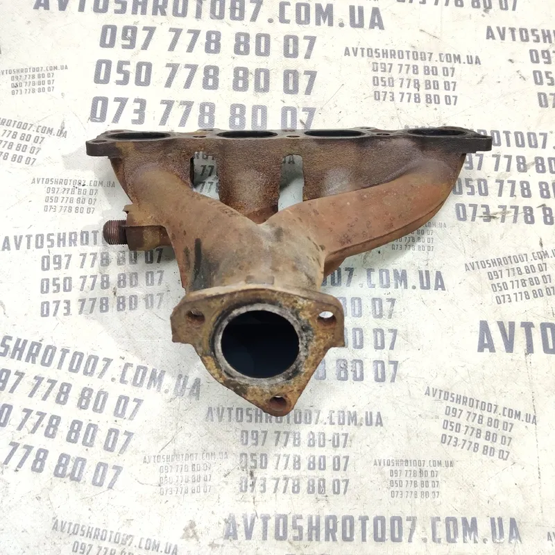 Колектор випускний Mazda Premacy (99-05) 1.8 FP Бензин