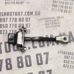 Обмежувач дверей Mitsubishi Outlander XL 06-12 2.0D зад лів