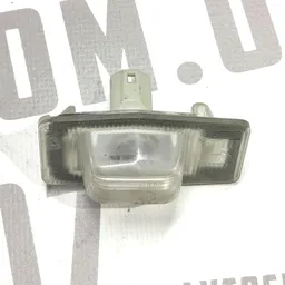 Плафон підсвітки номерів Mazda Premacy 99-05 1.8 Бензин Зад