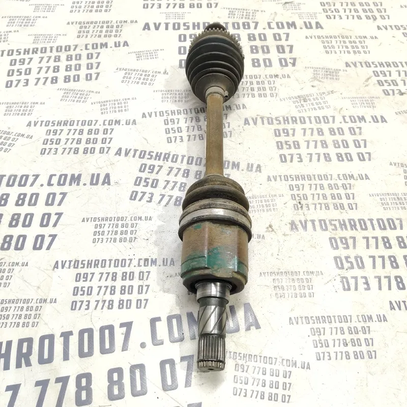 Привід Mazda Premacy (99-05) 1.8 Бензин лівий OEM FA5425700A